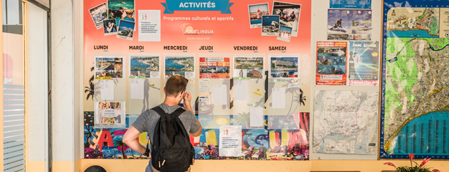 LISA-Sprachreisen-Erwachsene-Franzoesisch-Frankreich-Nizza-Sprachschule-Freizeitaktivitaeten-Uebersicht-Aushang LISA-Sprachreisen-Erwachsene-Franzoesisch-Frankreich-Nizza-Sprachschule-Freizeitaktivitaeten-Uebersicht-Aushang