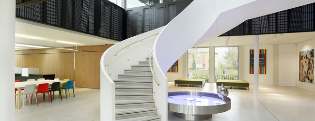 LISA-Sprachreisen-Schueler-Englisch-England-Uppingham-Schule-Science-Center-Modern LISA-Sprachreisen-Schueler-Englisch-England-Uppingham-Schule-Science-Center-Modern