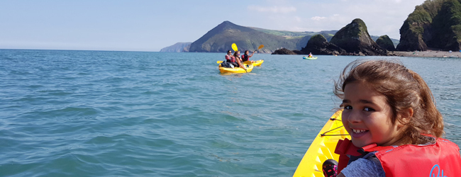 LISA-Sprachreisen-Schueler-Englisch-Englnad-Ilfracombe-Devon-Aktivitaet-Kajak-Paddeln LISA-Sprachreisen-Schueler-Englisch-Englnad-Ilfracombe-Devon-Aktivitaet-Kajak-Paddeln