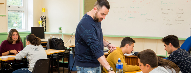 LISA-Sprachreisen-Schueler-Englisch-Irland-Dublin-Bay-Sprachschule-Sommer-Unterricht-Klasse LISA-Sprachreisen-Schueler-Englisch-Irland-Dublin-Bay-Sprachschule-Sommer-Unterricht-Klasse