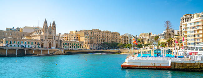 LISA-Sprachreisen-Schueler-Englisch-Malta-San-Gwenn-St-Julians-Spinola-Bay-Meer LISA-Sprachreisen-Schueler-Englisch-Malta-San-Gwenn-St-Julians-Spinola-Bay-Meer