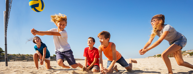 LISA-Sprachreisen-Schueler-Englisch-Malta-San-Gwenn-St-Julians-Sport-Strand-Beach-Volleyball LISA-Sprachreisen-Schueler-Englisch-Malta-San-Gwenn-St-Julians-Sport-Strand-Beach-Volleyball