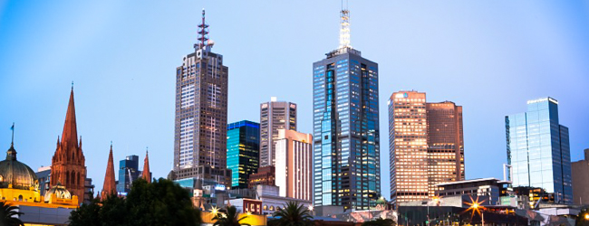 LISA-sprachreisen-englisch-melbourne-stadt-skyline-nacht-wolkenkratzer